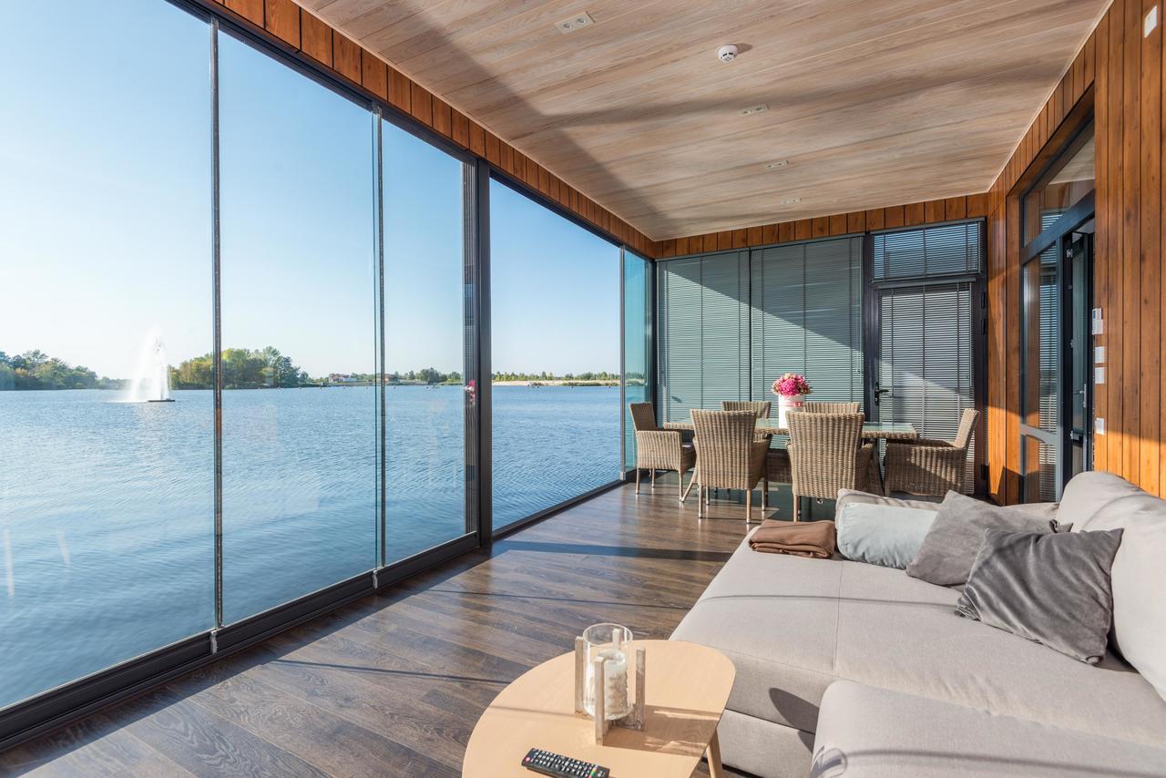 Riviera Zoloche Resort & Spa Vishenki  Eksteriør bilde