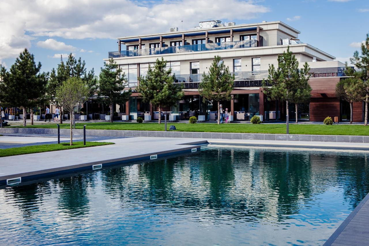 Riviera Zoloche Resort & Spa Vishenki  Eksteriør bilde