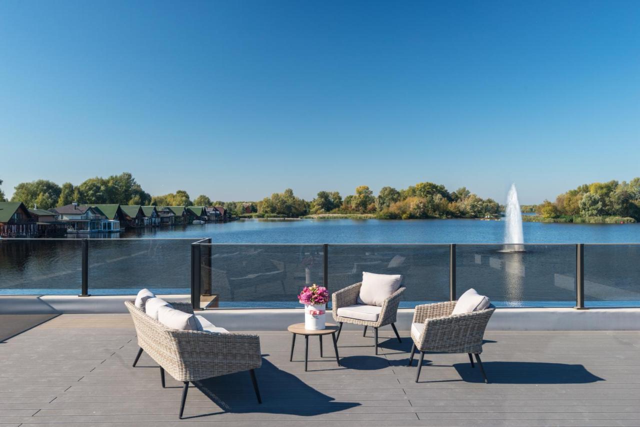 Riviera Zoloche Resort & Spa Vishenki  Eksteriør bilde